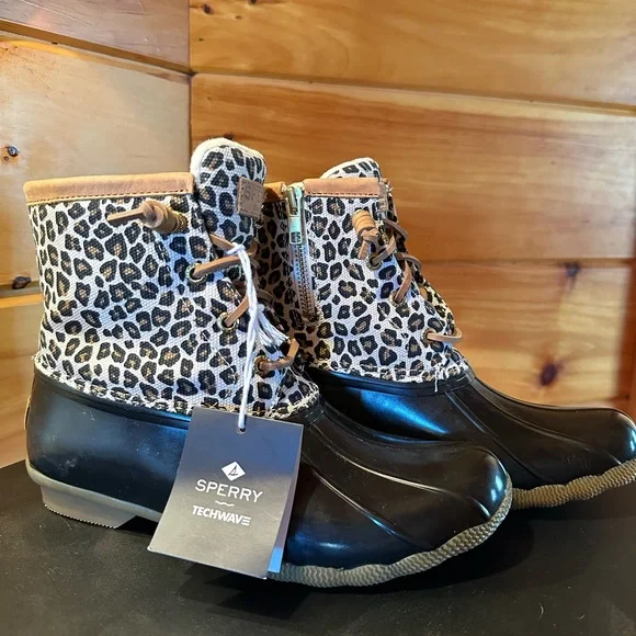 Ladies Boots Duck Booties Sperry Animal Print Duck Boots NEVER